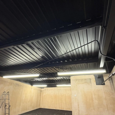 roof 2  - Commercial