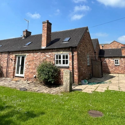 Cottage doors and windows2  - Spraying