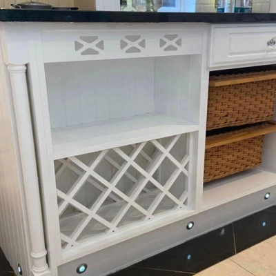 Kitchen Island 1  - Spraying